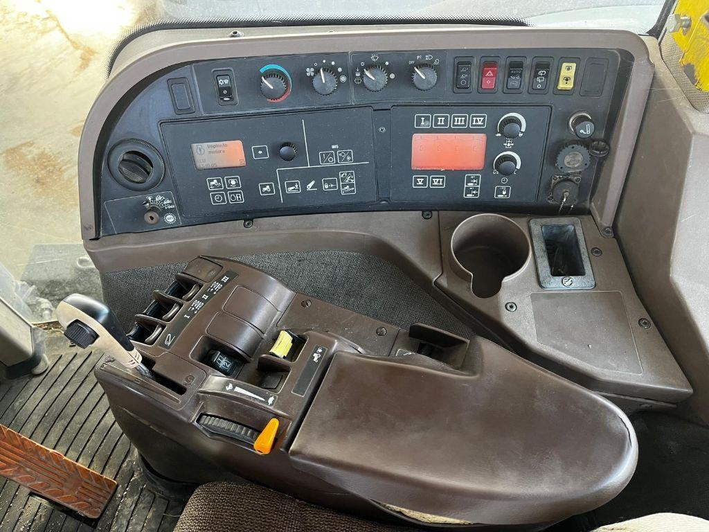 John Deere 7920 AutoPower - Traktor: das Bild 5 John Deere 7920 AutoPower - Traktor: das Bild 5