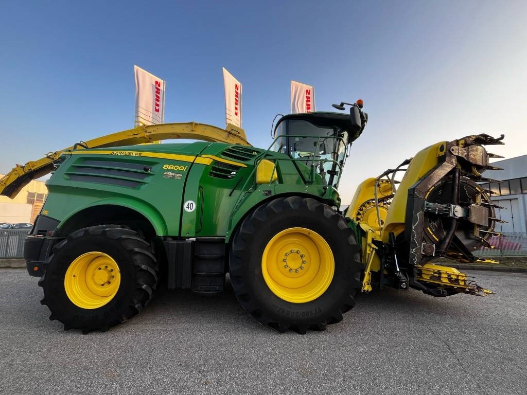 John Deere 8800 - Feldhäcksler: das Bild 1 John Deere 8800 - Feldhäcksler: das Bild 1