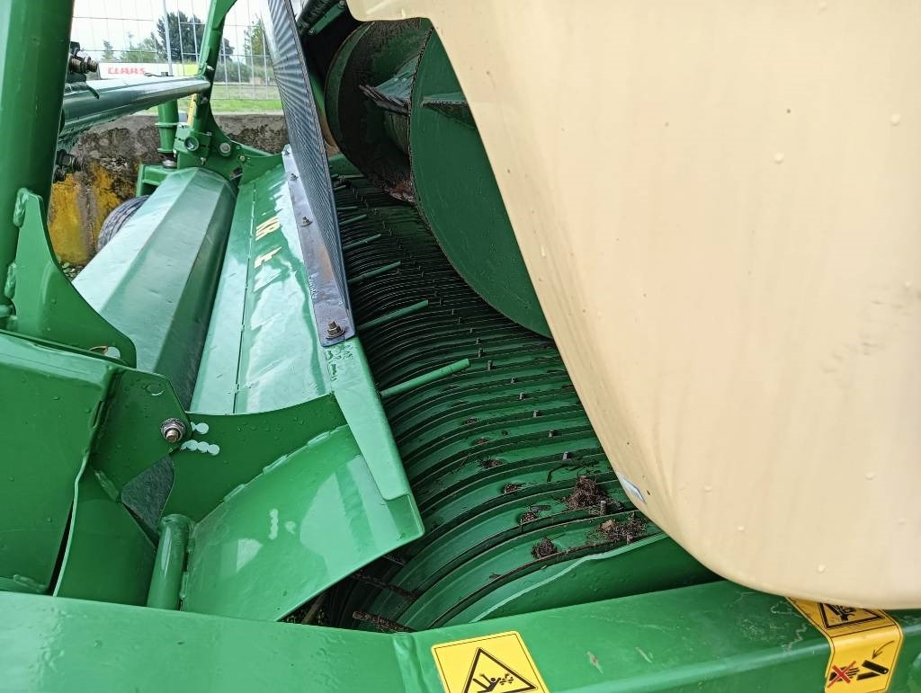 Krone Easy Flow 300 - Ernteforsatz für Häcksler: das Bild 5 Krone Easy Flow 300 - Ernteforsatz für Häcksler: das Bild 5