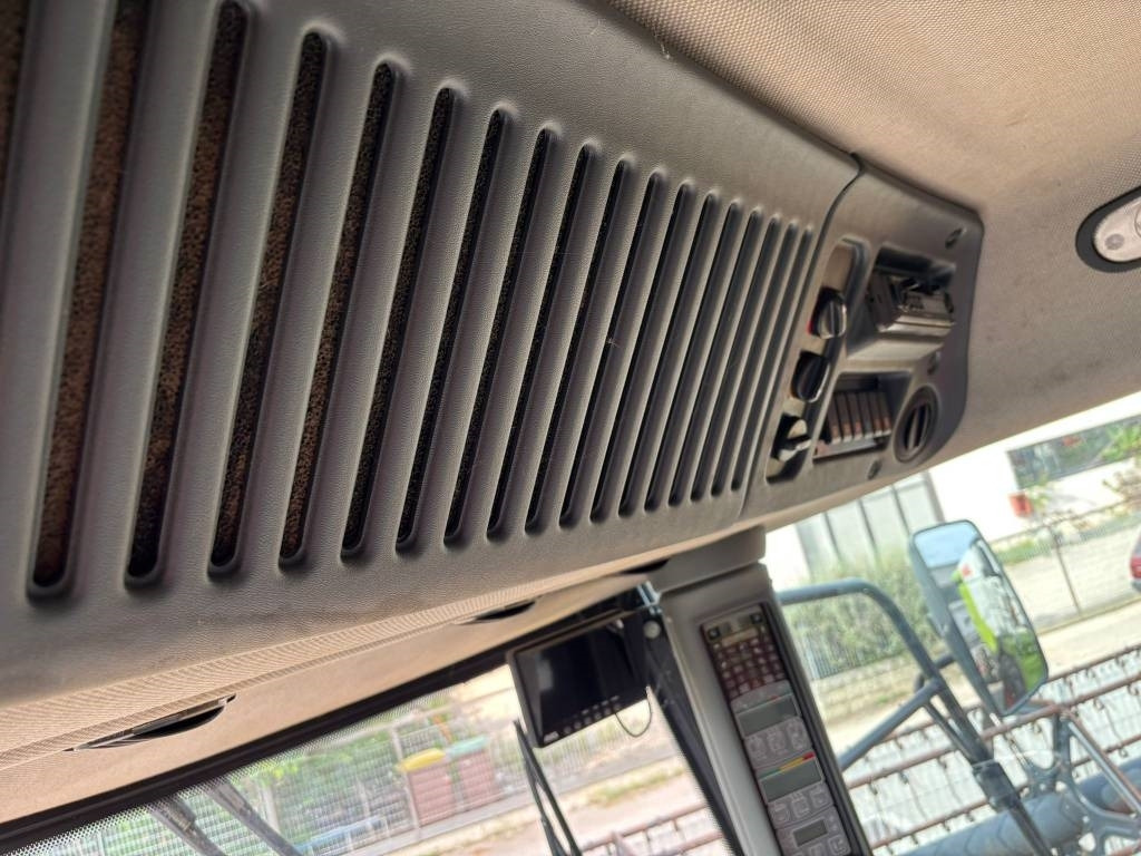 Laverda 5658 - Mähdrescher: das Bild 3 Laverda 5658 - Mähdrescher: das Bild 3