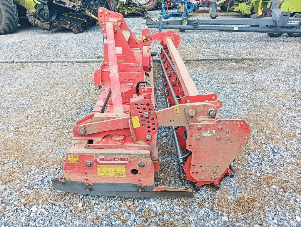 Maschio DMR 4000 - Egge: das Bild 4 Maschio DMR 4000 - Egge: das Bild 4
