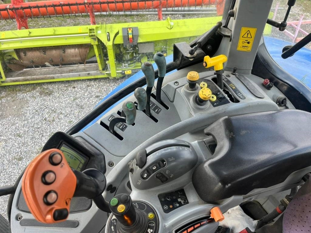 New Holland T 7.200 - Traktor: das Bild 3 New Holland T 7.200 - Traktor: das Bild 3