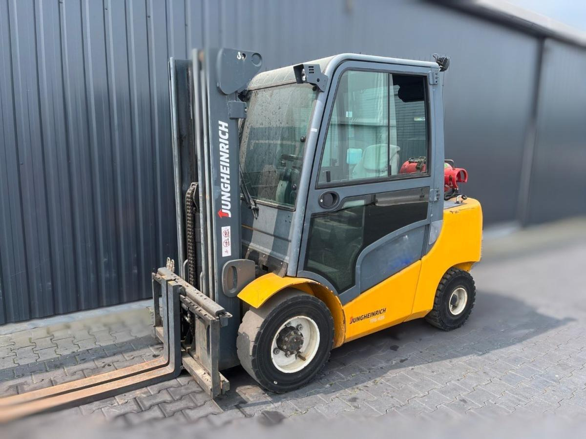 Jungheinrich TFG435 SL - Treibgasstapler: das Bild 1 Jungheinrich TFG435 SL - Treibgasstapler: das Bild 1