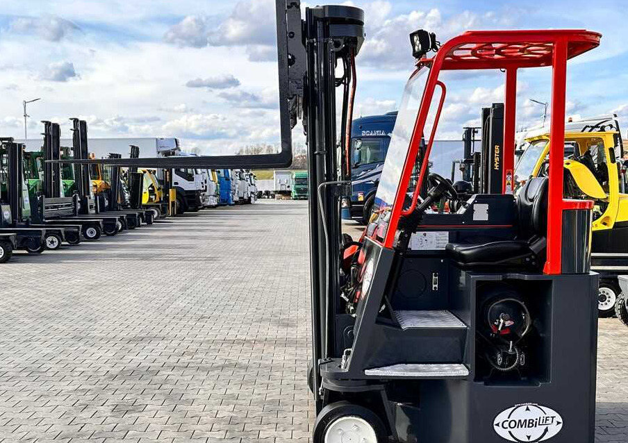 Combilift C3000CB / LPG / TRIPLEX / 5500MM / FREE LIFT / SIDE SHIFT + FORK POSITIONER / LIKE NEW - Vierwegstapler: das Bild 1 Combilift C3000CB / LPG / TRIPLEX / 5500MM / FREE LIFT / SIDE SHIFT + FORK POSITIONER / LIKE NEW - Vierwegstapler: das Bild 1