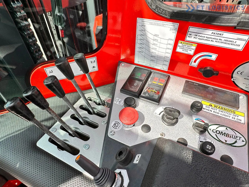 Vierwegstapler Combilift C4000 / TRIPLEX / 9300MM / FREE LIFT / POSITIONER / LPG / CABIN C4000 / TRIPLEX / 9300MM / FREE LIFT / POSITIONER / LPG / CABIN: das Bild 19 Vierwegstapler Combilift C4000 / TRIPLEX / 9300MM / FREE LIFT / POSITIONER / LPG / CABIN C4000 / TRIPLEX / 9300MM / FREE LIFT / POSITIONER / LPG / CABIN: das Bild 19