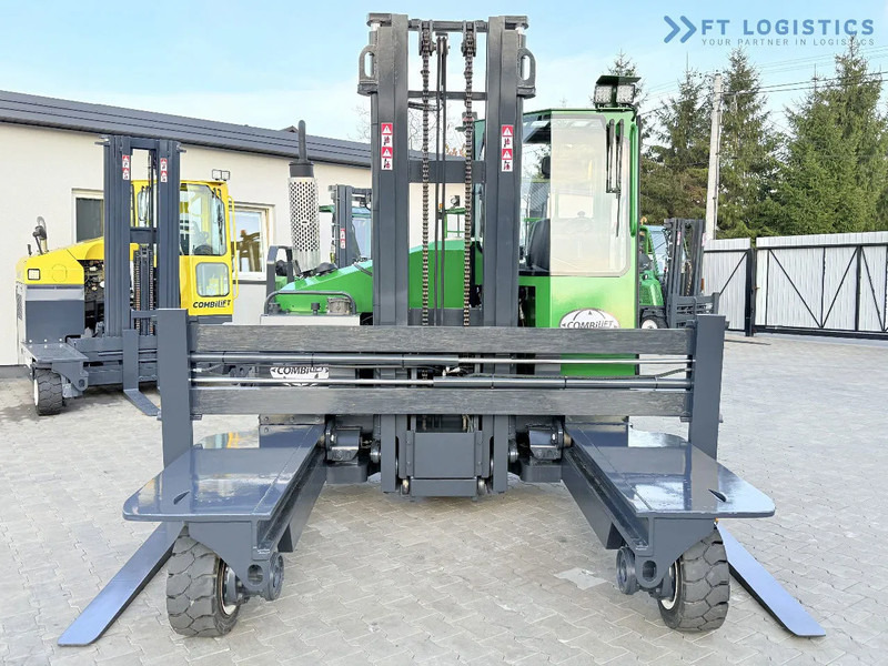 Vierwegstapler Combilift C4500 / DIESEL / DUPLEX 4000MM / WIDE FORK POSITIONER / HEATING / FULL CABIN / EXCELLENT CONDITION / A wide range of four-way an: das Bild 5 Vierwegstapler Combilift C4500 / DIESEL / DUPLEX 4000MM / WIDE FORK POSITIONER / HEATING / FULL CABIN / EXCELLENT CONDITION / A wide range of four-way an: das Bild 5