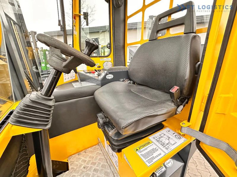 Vierwegstapler Combilift C4500 / DUPLEX / 4050MM / DIESEL / WIDE POSITIONER / FREE LIFT C4500 / DUPLEX / 4050MM / DIESEL / WIDE POSITIONER / FREE LIFT: das Bild 16 Vierwegstapler Combilift C4500 / DUPLEX / 4050MM / DIESEL / WIDE POSITIONER / FREE LIFT C4500 / DUPLEX / 4050MM / DIESEL / WIDE POSITIONER / FREE LIFT: das Bild 16