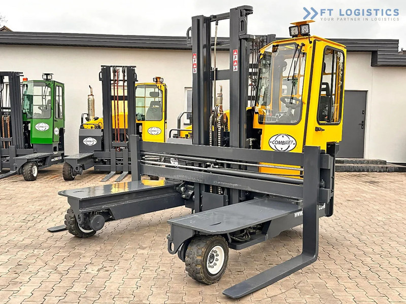 Combilift C4500 / DUPLEX / 4050MM / DIESEL / WIDE POSITIONER / FREE LIFT C4500 / DUPLEX / 4050MM / DIESEL / WIDE POSITIONER / FREE LIFT - Vierwegstapler: das Bild 1 Combilift C4500 / DUPLEX / 4050MM / DIESEL / WIDE POSITIONER / FREE LIFT C4500 / DUPLEX / 4050MM / DIESEL / WIDE POSITIONER / FREE LIFT - Vierwegstapler: das Bild 1