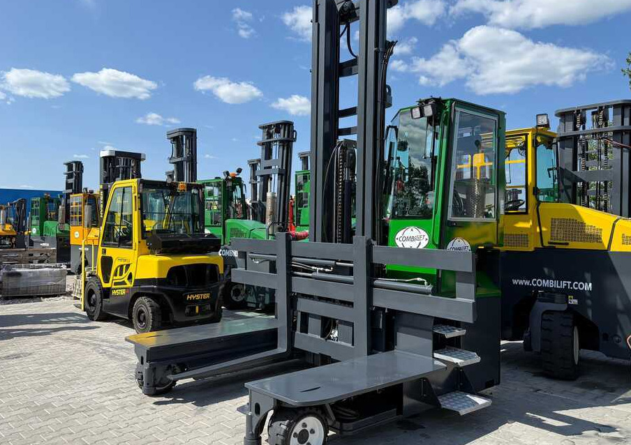 Combilift C5000E / ELECTRIC / TRIPLEX 8300MM / FULL FREE LIFT / WIDE POSITIONER / FORK SIDESHIFT / BATTERY LIKE NEW - Vierwegstapler: das Bild 1 Combilift C5000E / ELECTRIC / TRIPLEX 8300MM / FULL FREE LIFT / WIDE POSITIONER / FORK SIDESHIFT / BATTERY LIKE NEW - Vierwegstapler: das Bild 1