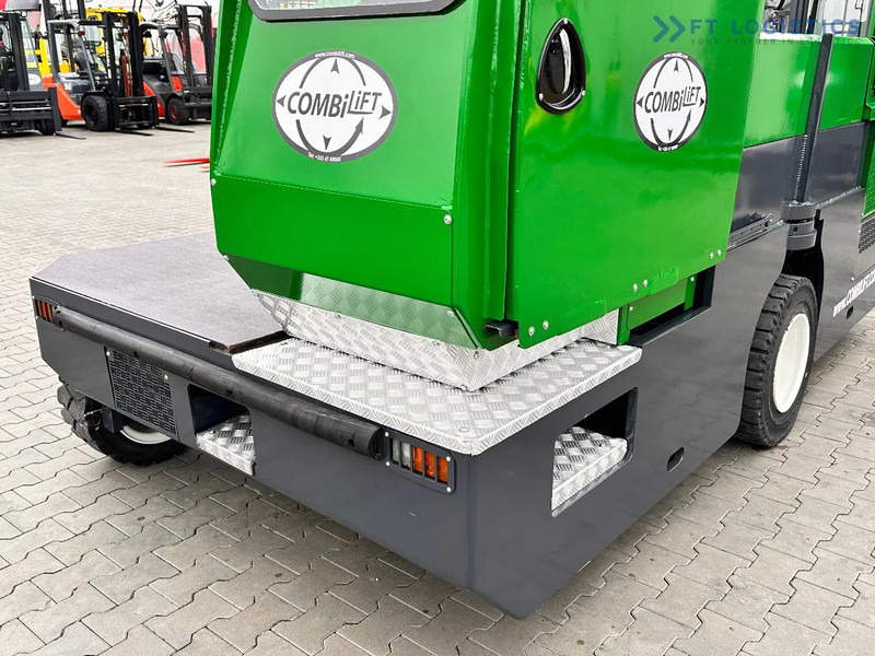 Combilift C5000SL / DIESEL / 4500MM / DUPLEX / CABIN / PLATFORMS / LIKE NEW C5000SL / DIESEL / 4500MM / DUPLEX / CABIN / PLATFORMS / LIKE - Seitenstapler: das Bild 5 Combilift C5000SL / DIESEL / 4500MM / DUPLEX / CABIN / PLATFORMS / LIKE NEW C5000SL / DIESEL / 4500MM / DUPLEX / CABIN / PLATFORMS / LIKE - Seitenstapler: das Bild 5