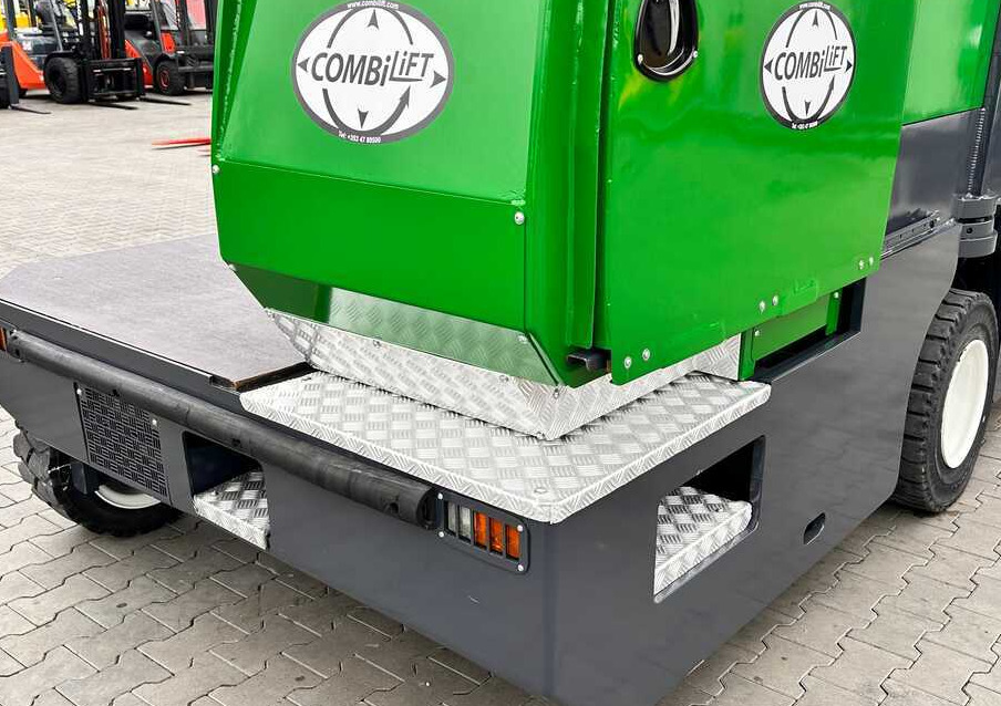 Combilift C5000SL / DIESEL / 4500MM / DUPLEX / CABIN / PLATFORMS / LIKE NEW - Seitenstapler: das Bild 4 Combilift C5000SL / DIESEL / 4500MM / DUPLEX / CABIN / PLATFORMS / LIKE NEW - Seitenstapler: das Bild 4