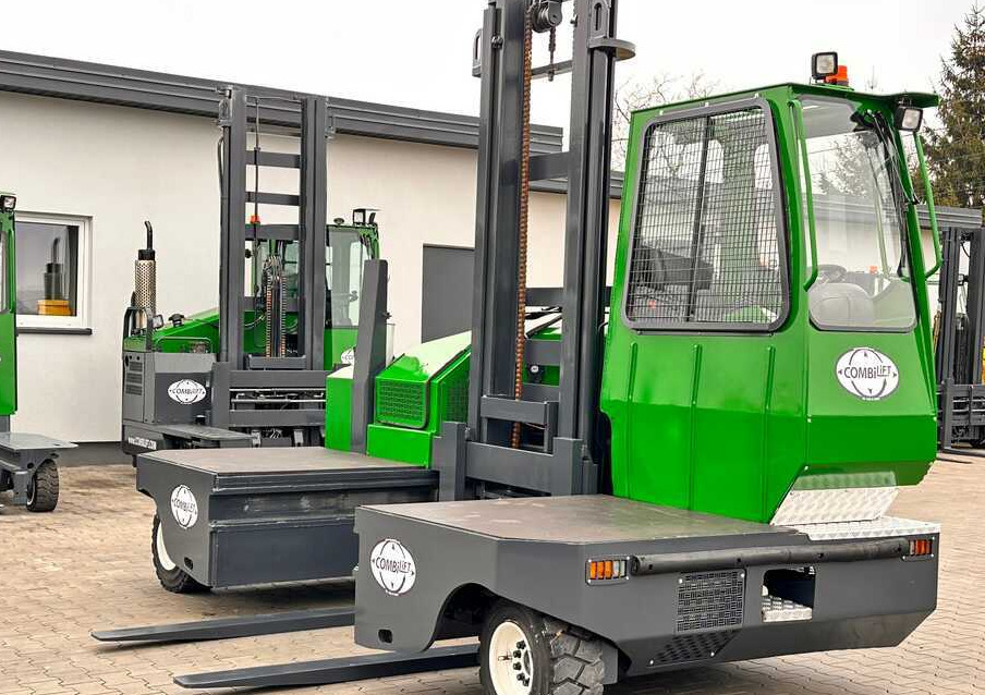 Combilift C5000SL / DIESEL / 4500MM / DUPLEX / CABIN / PLATFORMS / LIKE NEW - Seitenstapler: das Bild 1 Combilift C5000SL / DIESEL / 4500MM / DUPLEX / CABIN / PLATFORMS / LIKE NEW - Seitenstapler: das Bild 1