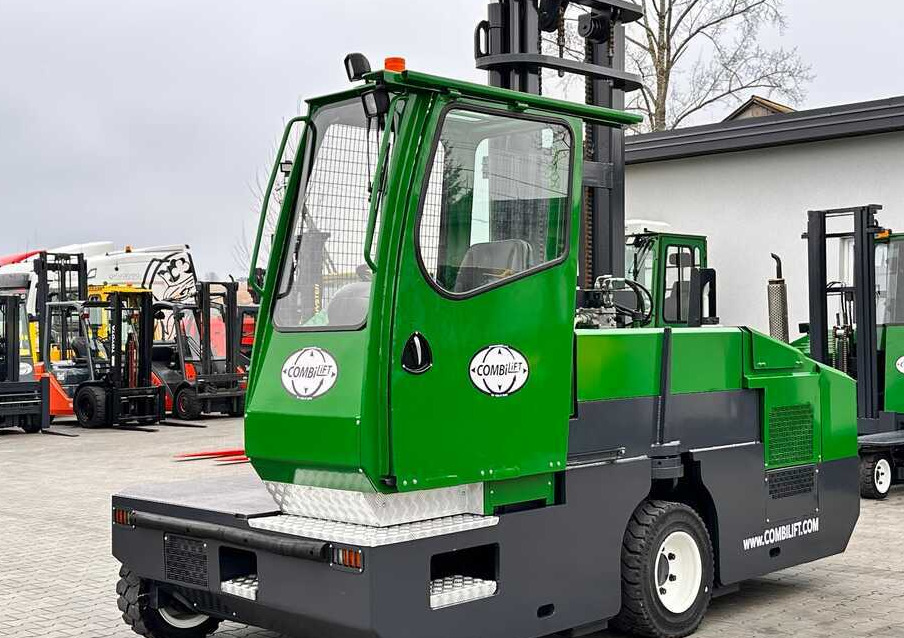 Combilift C5000SL / DIESEL / 4500MM / DUPLEX / CABIN / PLATFORMS / LIKE NEW - Seitenstapler: das Bild 2 Combilift C5000SL / DIESEL / 4500MM / DUPLEX / CABIN / PLATFORMS / LIKE NEW - Seitenstapler: das Bild 2