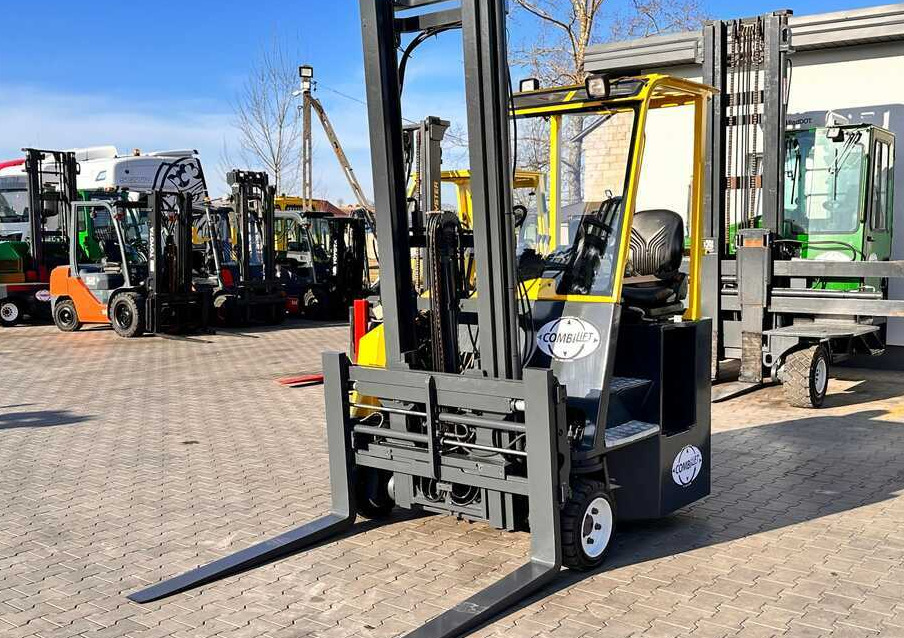 Combilift CB3000 / LPG / DUPLEX / 4000MM / FREE LIFT / NEW BAND TIRES / LIKE NEW - Vierwegstapler: das Bild 2 Combilift CB3000 / LPG / DUPLEX / 4000MM / FREE LIFT / NEW BAND TIRES / LIKE NEW - Vierwegstapler: das Bild 2