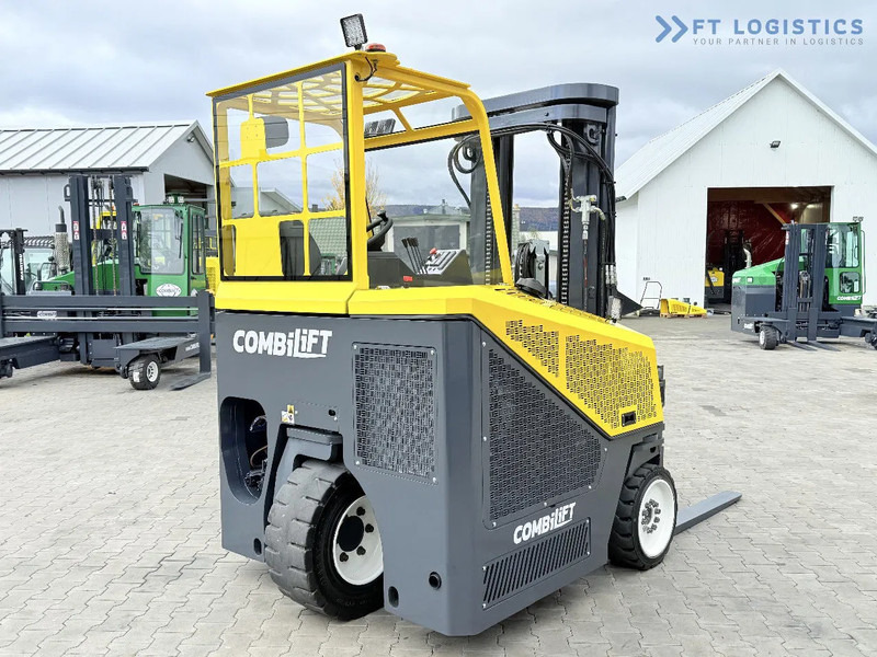 Combilift CB4000 / GAS / TRIPLEX 5200MM / FREE LIFT / FORK POSITIONER / SIDE SHIFT / EXCELLENT CONDITION / Wide range of four-way and side – Leasing Combilift CB4000 / GAS / TRIPLEX 5200MM / FREE LIFT / FORK POSITIONER / SIDE SHIFT / EXCELLENT CONDITION / Wide range of four-way and side: das Bild 7 Combilift CB4000 / GAS / TRIPLEX 5200MM / FREE LIFT / FORK POSITIONER / SIDE SHIFT / EXCELLENT CONDITION / Wide range of four-way and side – Leasing Combilift CB4000 / GAS / TRIPLEX 5200MM / FREE LIFT / FORK POSITIONER / SIDE SHIFT / EXCELLENT CONDITION / Wide range of four-way and side: das Bild 7