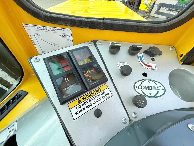 Vierwegstapler Combilift COMBILIFT C3000XL LARGE CABIN – DUPLEX 3200mm – Year 2015 – LPG – FREE LIFT – SIDESHIFT – CONDITION 5/5 COMBILIFT C3000XL LARGE: das Bild 14 Vierwegstapler Combilift COMBILIFT C3000XL LARGE CABIN – DUPLEX 3200mm – Year 2015 – LPG – FREE LIFT – SIDESHIFT – CONDITION 5/5 COMBILIFT C3000XL LARGE: das Bild 14