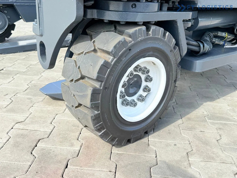 Combilift COMBILIFT C3500 – DUPLEX 4100mm – Year 2016 – 6779 hours – GAS – EXTENDABLE FORKS 800 / 1100MM – CABIN – HEATING + AIR CONDITION - Vierwegstapler: das Bild 4 Combilift COMBILIFT C3500 – DUPLEX 4100mm – Year 2016 – 6779 hours – GAS – EXTENDABLE FORKS 800 / 1100MM – CABIN – HEATING + AIR CONDITION - Vierwegstapler: das Bild 4