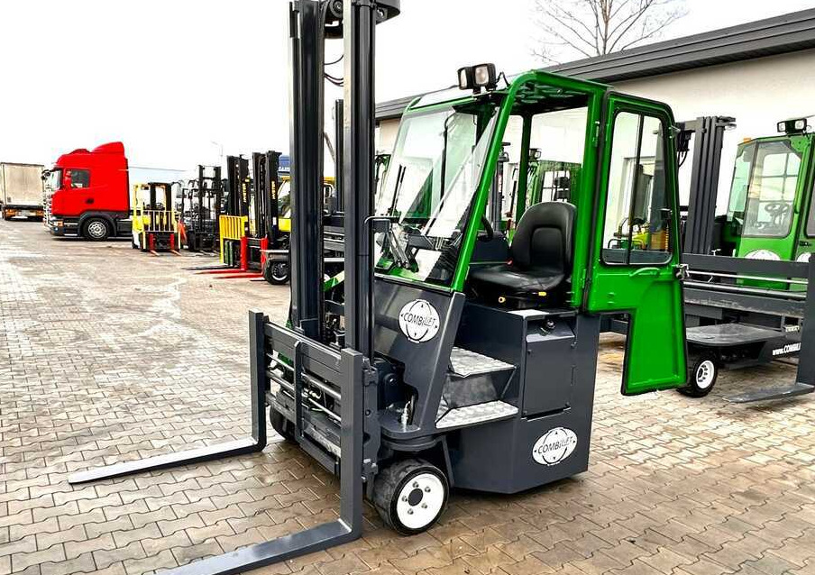 Combilift Combilift C3000CB - DUPLEX 4000mm - Year 2015 - / CABIN - HEATING / ONLY 6546 MTH / EXCELLENT CONDITION / LIKE NEW! – Leasing Combilift Combilift C3000CB - DUPLEX 4000mm - Year 2015 - / CABIN - HEATING / ONLY 6546 MTH / EXCELLENT CONDITION / LIKE NEW!: das Bild 19
