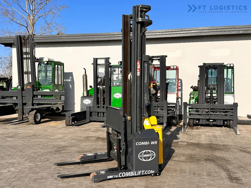 Combilift WR-4 / DUPLEX / 4.5M / 2017 / ONLY 30 MTH / LIKE NEW / 1500KG - Hochhubwagen: das Bild 3 Combilift WR-4 / DUPLEX / 4.5M / 2017 / ONLY 30 MTH / LIKE NEW / 1500KG - Hochhubwagen: das Bild 3