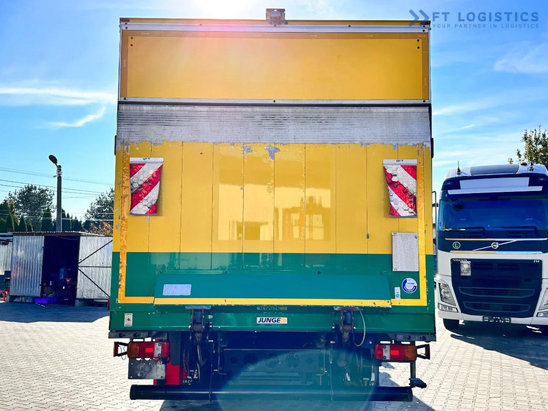 MAN TGM 15.250 MAN TGM 15.250 4X2 / CONTAINER - 16 PALLETS / TAIL LIFT / TIRES 80% / PERFECT CONDITION - Koffer LKW: das Bild 5 MAN TGM 15.250 MAN TGM 15.250 4X2 / CONTAINER - 16 PALLETS / TAIL LIFT / TIRES 80% / PERFECT CONDITION - Koffer LKW: das Bild 5