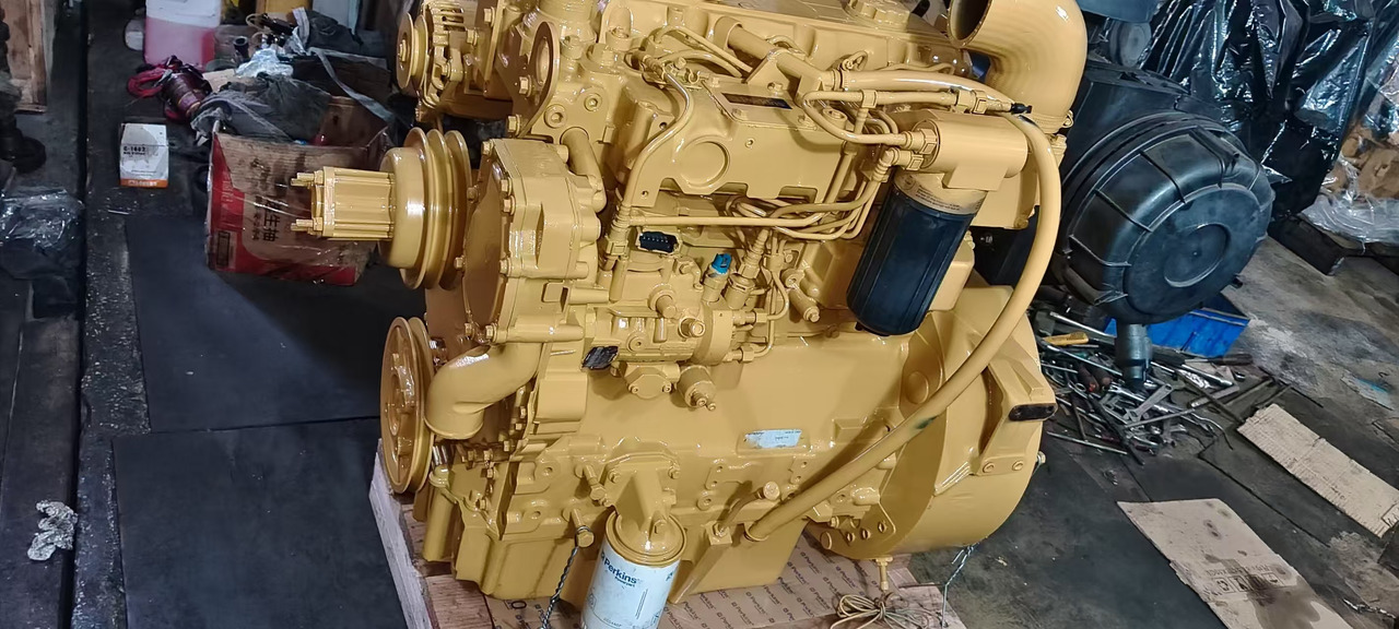 CATERPILLAR 3054C - Motor und Teile für Bagger: das Bild 1 CATERPILLAR 3054C - Motor und Teile für Bagger: das Bild 1