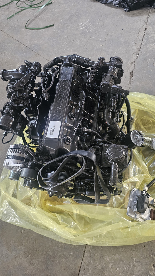 CUMMINS QSF3.8 - Motor für Bagger: das Bild 1 CUMMINS QSF3.8 - Motor für Bagger: das Bild 1