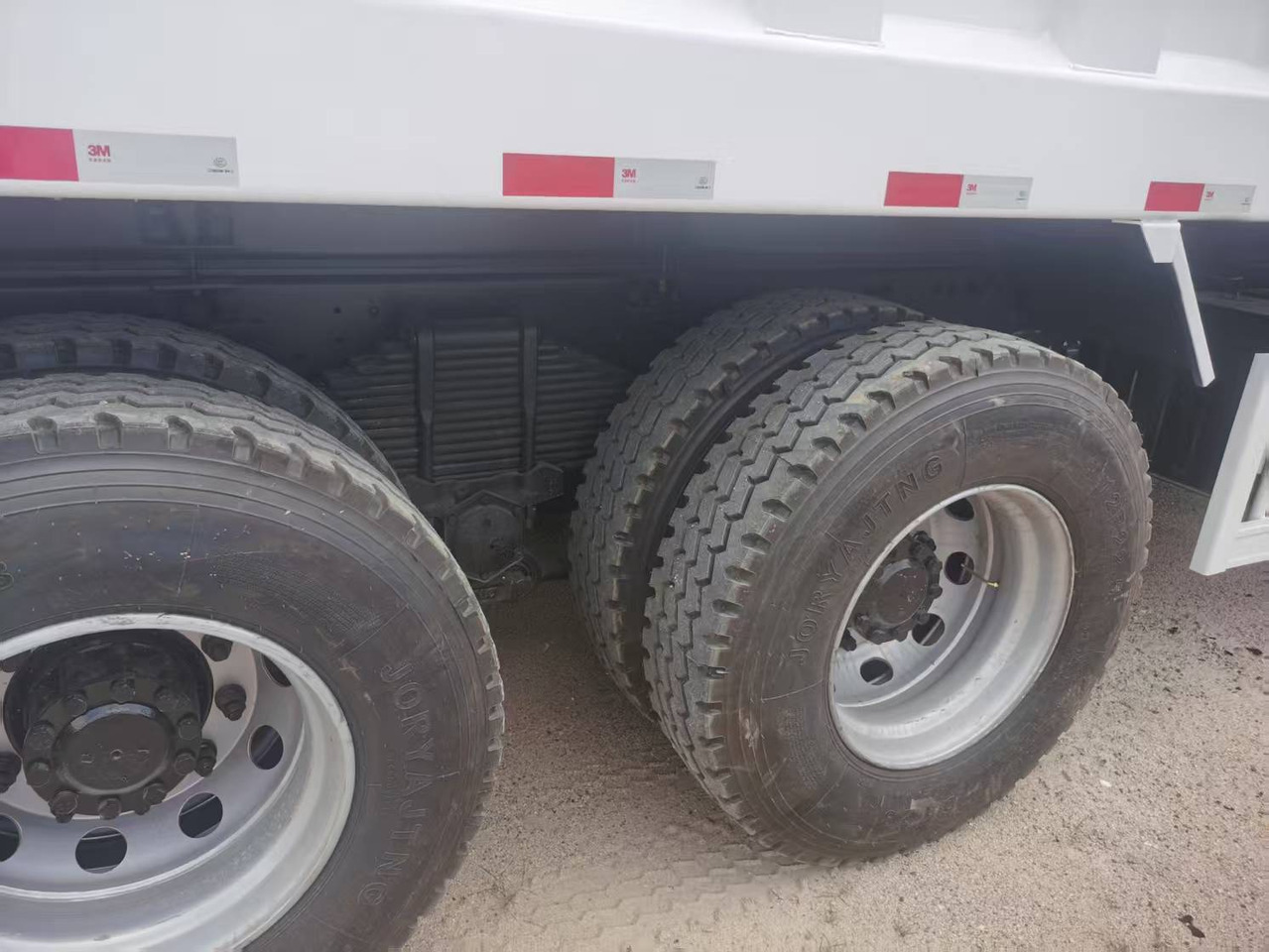 HINO 6×4,10 wheels - Kipper: das Bild 5 HINO 6×4,10 wheels - Kipper: das Bild 5