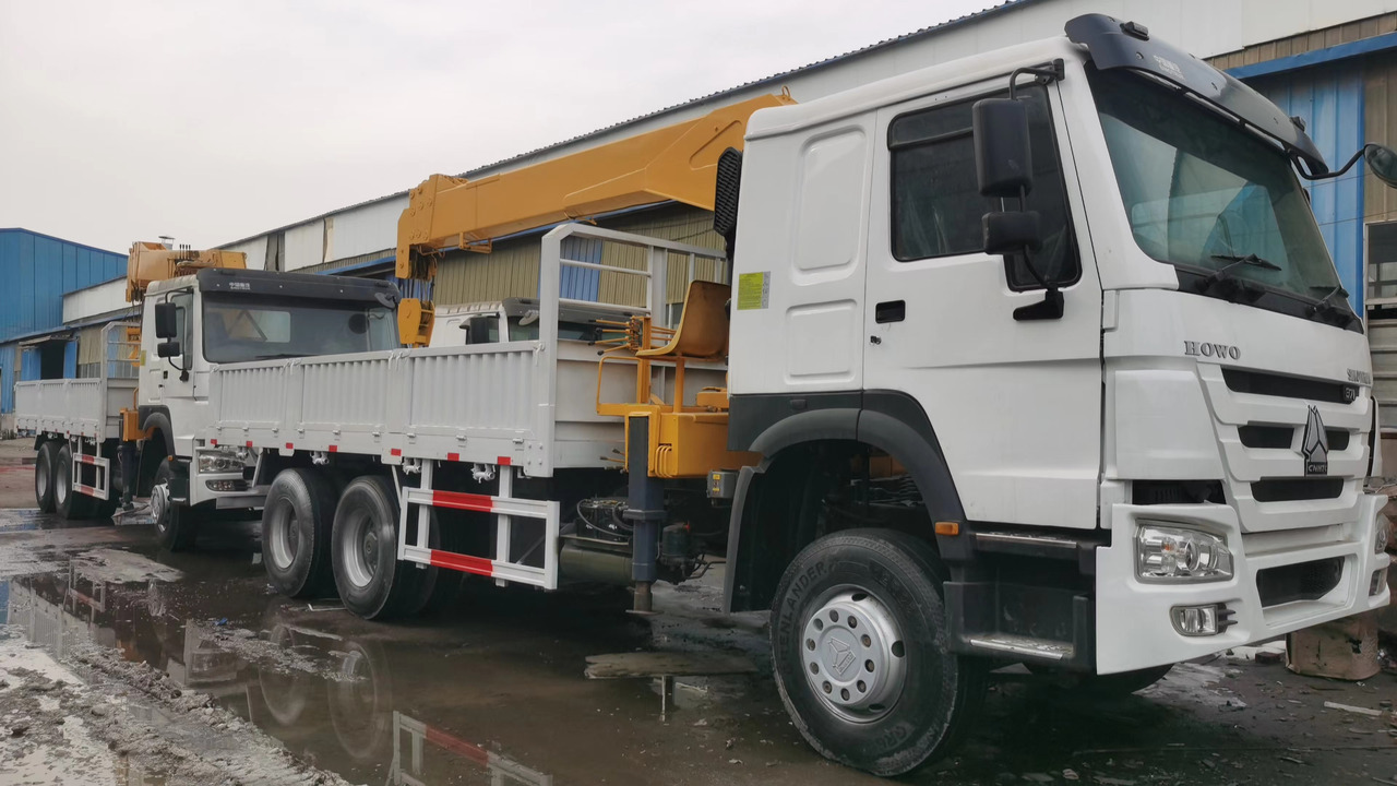 HOWO 371 - Autokran: das Bild 4 HOWO 371 - Autokran: das Bild 4