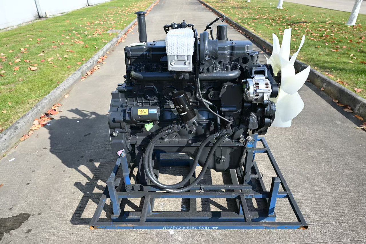 KOMATSU 6D107E - Motor für Bagger: das Bild 1 KOMATSU 6D107E - Motor für Bagger: das Bild 1