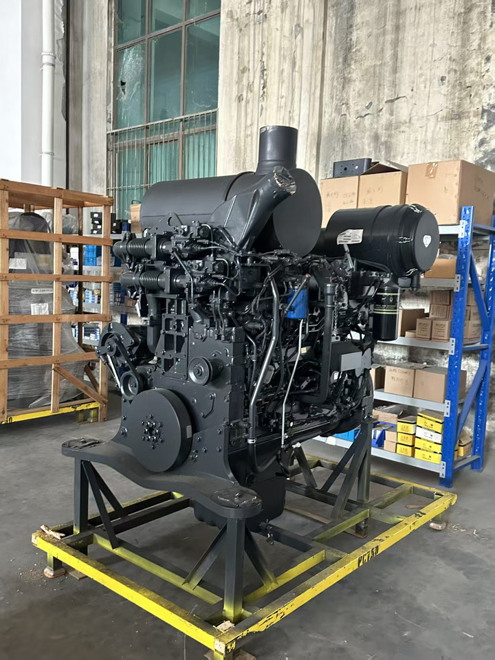 KOMATSU 6D140E-5 - Motor für Bagger: das Bild 1 KOMATSU 6D140E-5 - Motor für Bagger: das Bild 1