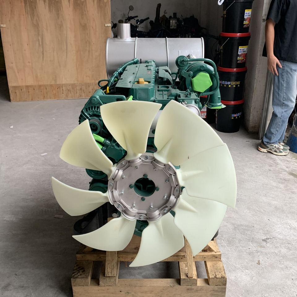 VOLVO D6E - Motor für Bagger: das Bild 3 VOLVO D6E - Motor für Bagger: das Bild 3