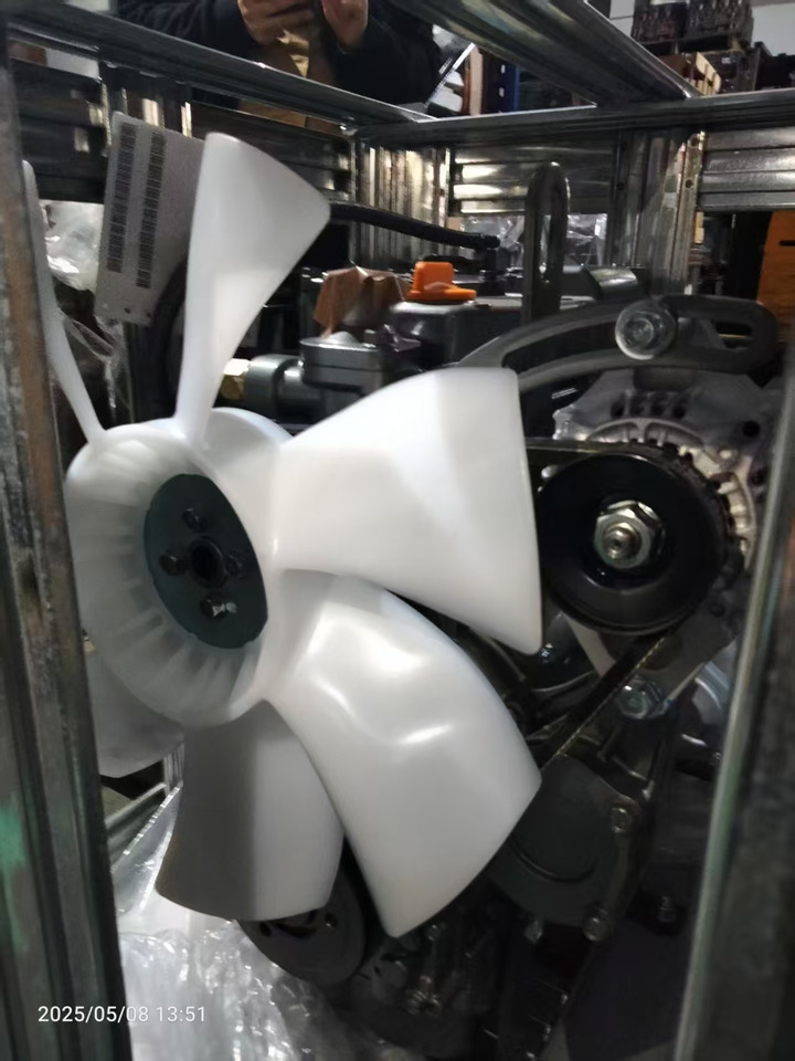 YANMAR 3TNV76 - Motor für Bagger: das Bild 4 YANMAR 3TNV76 - Motor für Bagger: das Bild 4