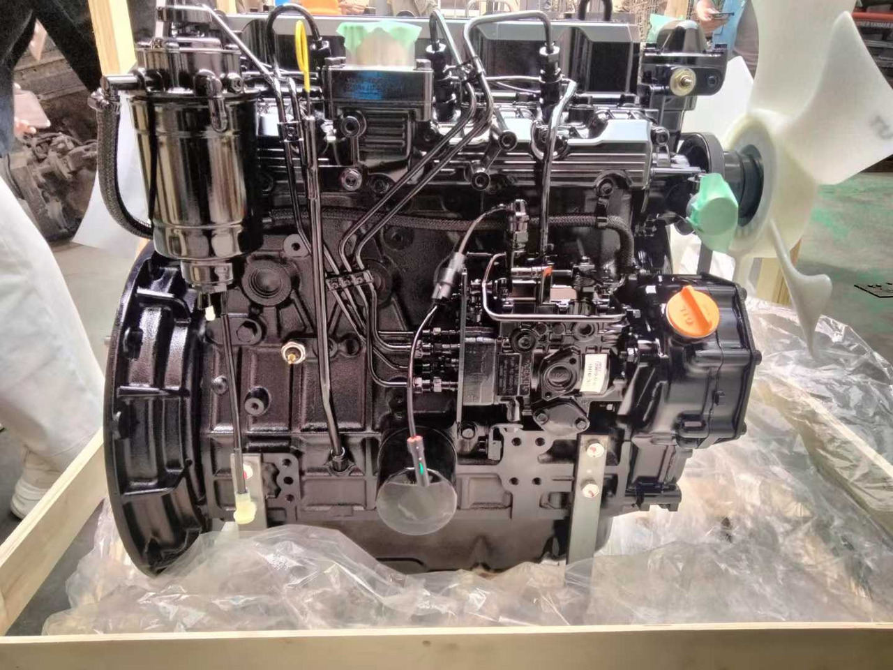 YANMAR 4TNE98 - Motor für Bagger: das Bild 4 YANMAR 4TNE98 - Motor für Bagger: das Bild 4