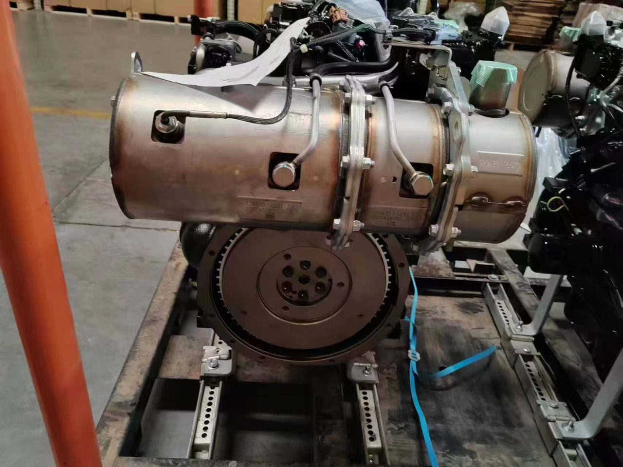 YANMAR 4TNV98C - Motor für Bagger: das Bild 3 YANMAR 4TNV98C - Motor für Bagger: das Bild 3