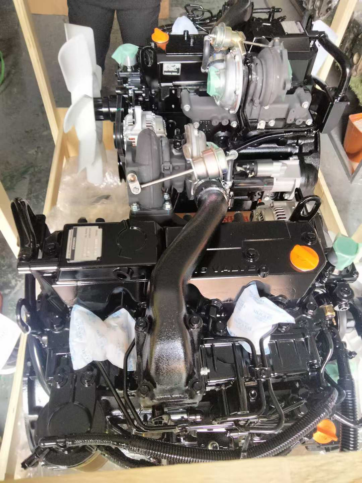 YANMAR 4TNV98T - Motor für Bagger: das Bild 1 YANMAR 4TNV98T - Motor für Bagger: das Bild 1