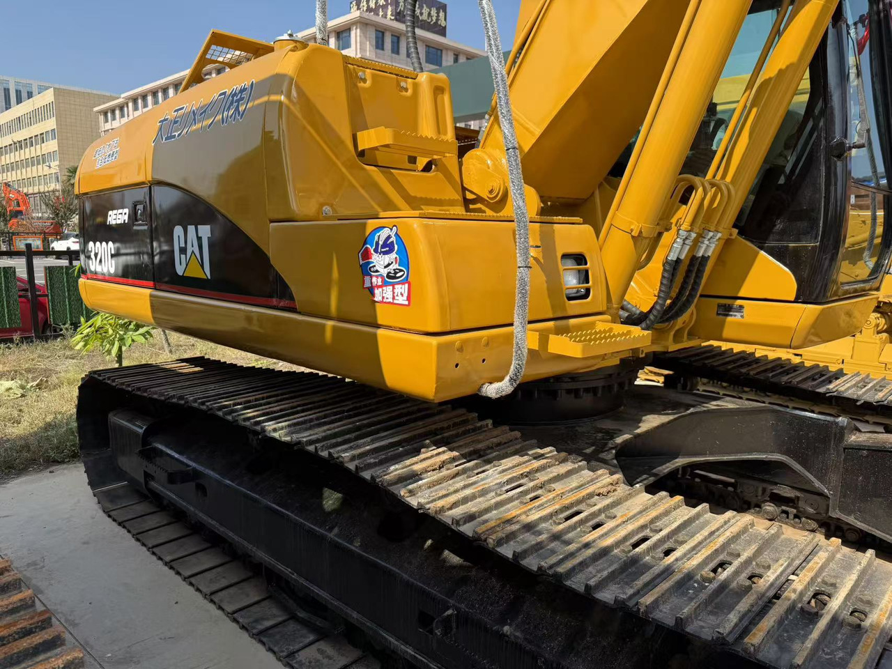 CATERPILLAR 320C - Kettenbagger: das Bild 2 CATERPILLAR 320C - Kettenbagger: das Bild 2