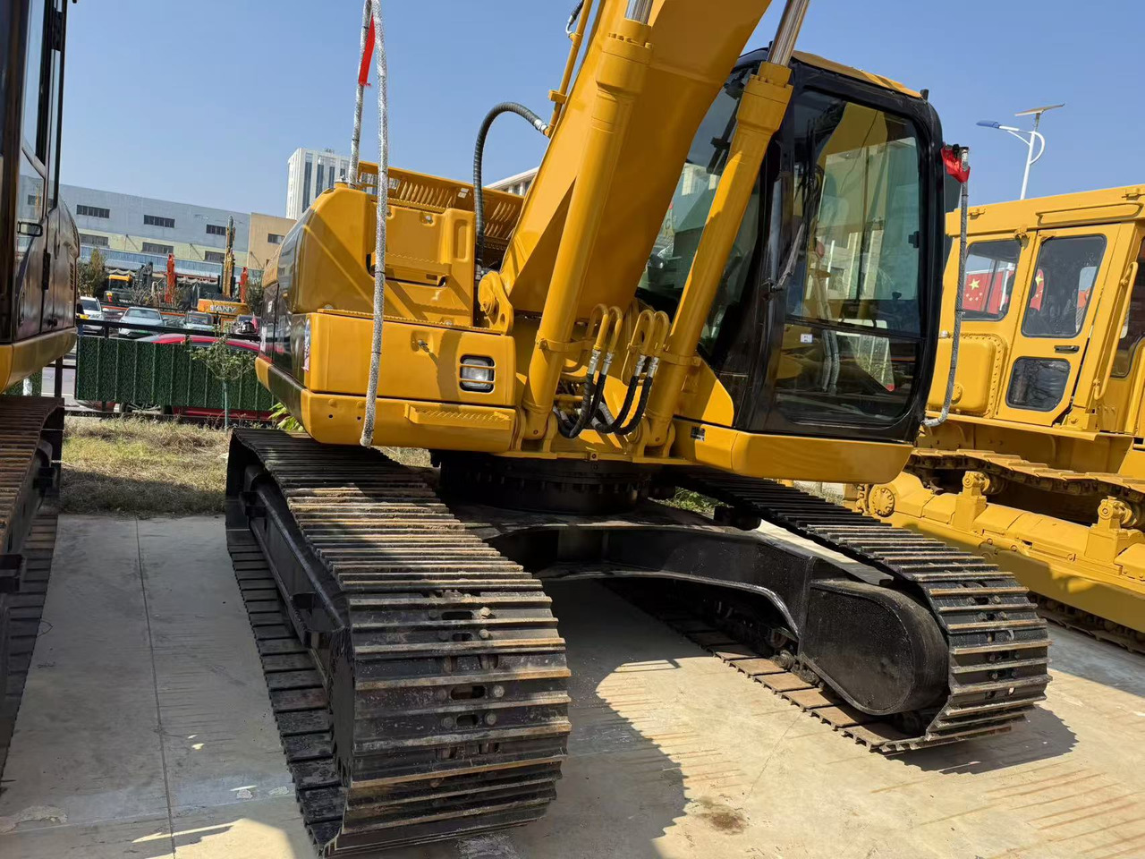 CATERPILLAR 320C - Kettenbagger: das Bild 3 CATERPILLAR 320C - Kettenbagger: das Bild 3