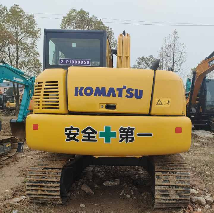 Cheap Used Komatsu PC70-8 Crawler Excavator with High Efficiency Used Heavy Machinery Komatsu PC70-8 Digger Cheap for Sale - Kettenbagger: das Bild 5 Cheap Used Komatsu PC70-8 Crawler Excavator with High Efficiency Used Heavy Machinery Komatsu PC70-8 Digger Cheap for Sale - Kettenbagger: das Bild 5
