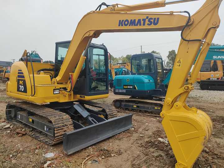 Cheap Used Komatsu PC70-8 Crawler Excavator with High Efficiency Used Heavy Machinery Komatsu PC70-8 Digger Cheap for Sale - Kettenbagger: das Bild 3 Cheap Used Komatsu PC70-8 Crawler Excavator with High Efficiency Used Heavy Machinery Komatsu PC70-8 Digger Cheap for Sale - Kettenbagger: das Bild 3