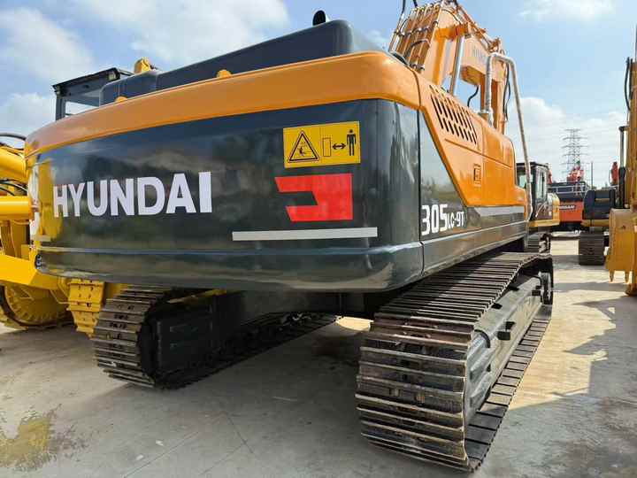 Excellent Condition Korea Brand Hyundai 305-9 30tond Crawler Digger for Sale Used hyundai 150-9 220-9 225-9 305-9 Excavator - Bagger: das Bild 3 Excellent Condition Korea Brand Hyundai 305-9 30tond Crawler Digger for Sale Used hyundai 150-9 220-9 225-9 305-9 Excavator - Bagger: das Bild 3