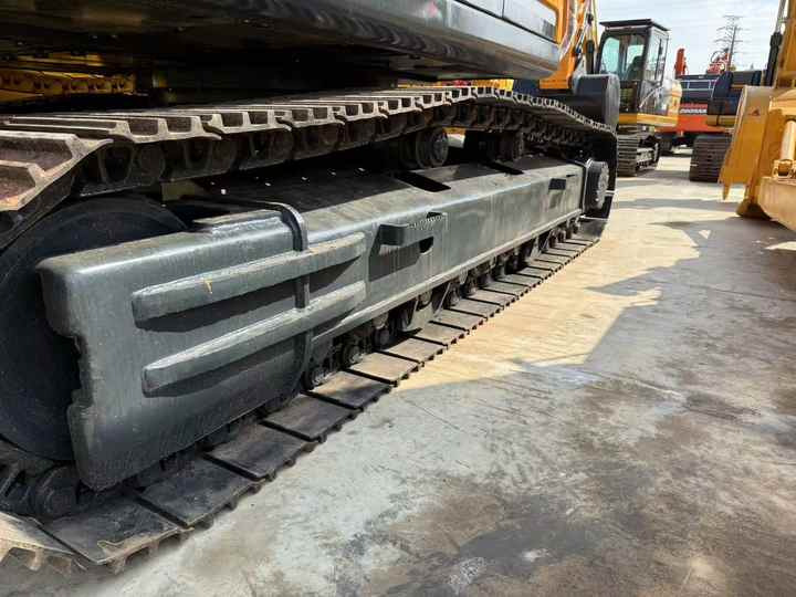 Excellent Condition Korea Brand Hyundai 305-9 30tond Crawler Digger for Sale Used hyundai 150-9 220-9 225-9 305-9 Excavator - Bagger: das Bild 5 Excellent Condition Korea Brand Hyundai 305-9 30tond Crawler Digger for Sale Used hyundai 150-9 220-9 225-9 305-9 Excavator - Bagger: das Bild 5