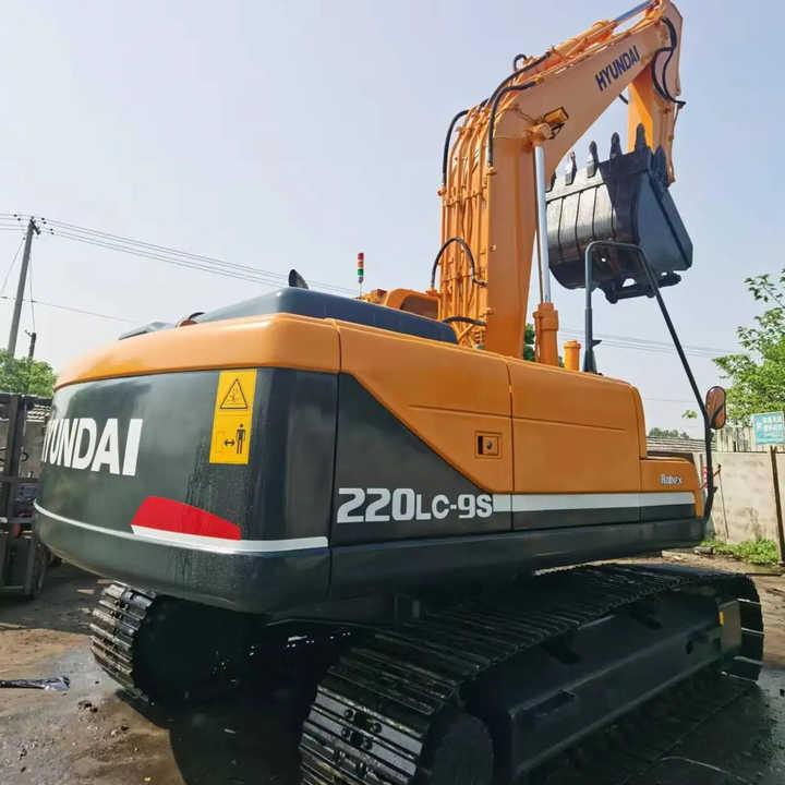 Hyundai Digger 220lc-9s Second Hand Korea Made High Performance Machine Hyundai Excavator for Sale - Kettenbagger: das Bild 4 Hyundai Digger 220lc-9s Second Hand Korea Made High Performance Machine Hyundai Excavator for Sale - Kettenbagger: das Bild 4