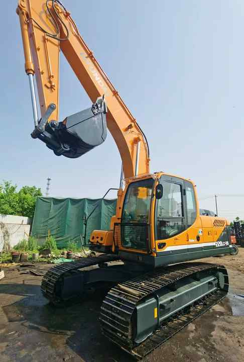 Hyundai Digger 220lc-9s Second Hand Korea Made High Performance Machine Hyundai Excavator for Sale - Kettenbagger: das Bild 2 Hyundai Digger 220lc-9s Second Hand Korea Made High Performance Machine Hyundai Excavator for Sale - Kettenbagger: das Bild 2