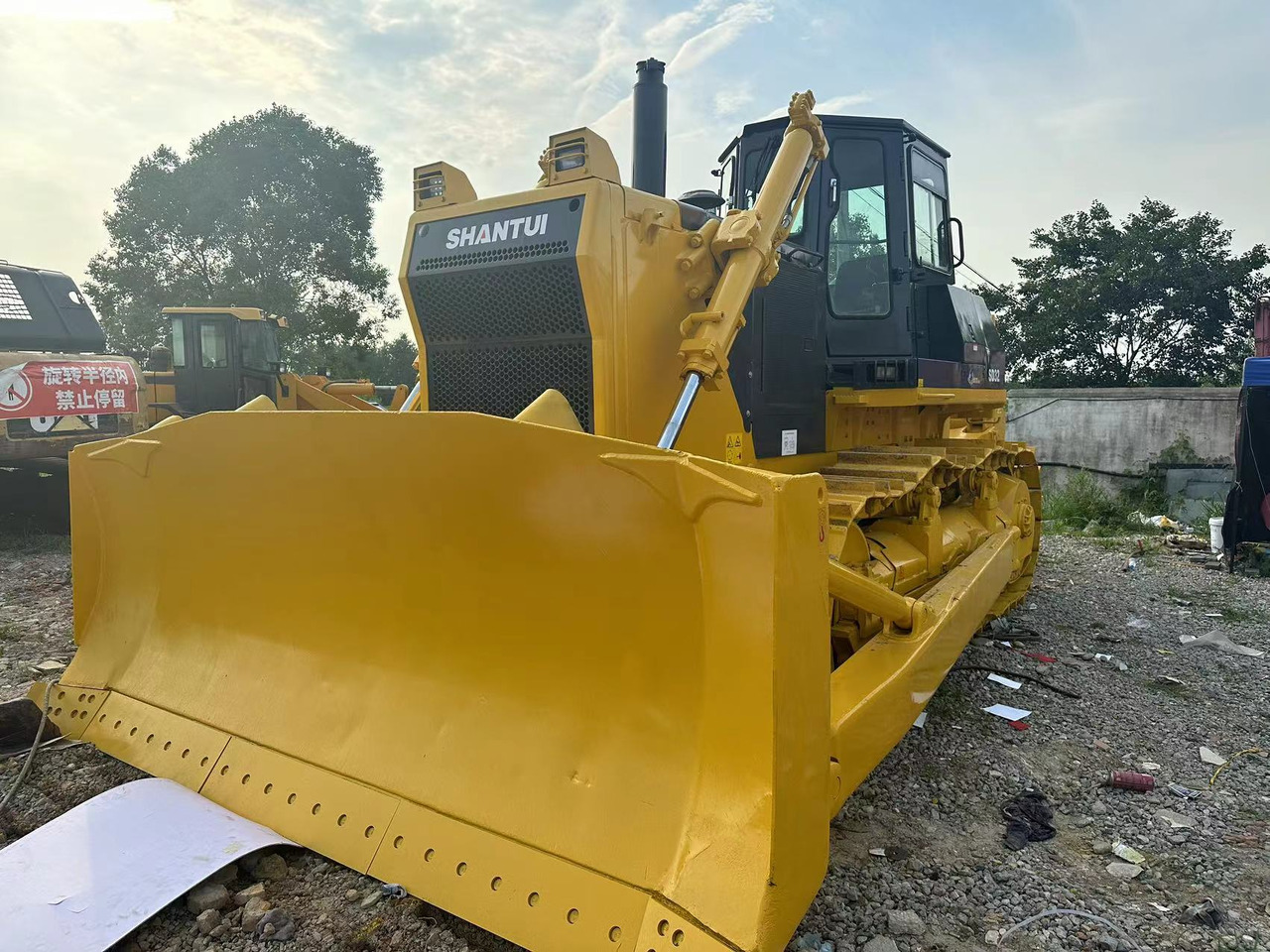 SHANTUI USED SHANTUI SD32 Hotsale Bulldozer - Bulldozer: das Bild 1 SHANTUI USED SHANTUI SD32 Hotsale Bulldozer - Bulldozer: das Bild 1