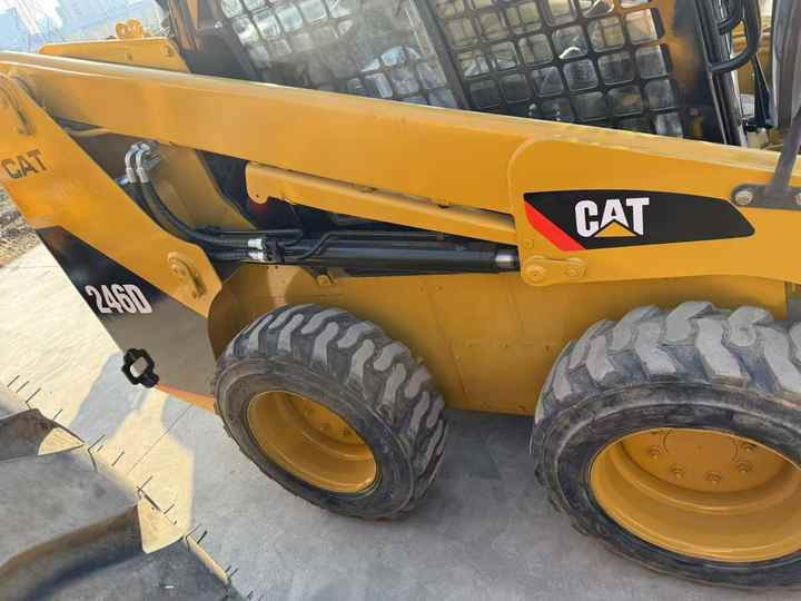 Second Hand Cheap Caterpillar CAT246D with Perfect Function Mini Skid Steers Used Cat246c 246D Backhoe Loader on Sale - Kompaktlader: das Bild 3 Second Hand Cheap Caterpillar CAT246D with Perfect Function Mini Skid Steers Used Cat246c 246D Backhoe Loader on Sale - Kompaktlader: das Bild 3