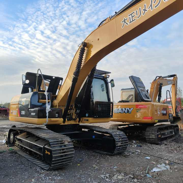 USED Construction Caterpillar Cat 330D Excavator Earthmoving Machinery Used CAT 320D 325D 330D Used Excavators - Kettenbagger: das Bild 2 USED Construction Caterpillar Cat 330D Excavator Earthmoving Machinery Used CAT 320D 325D 330D Used Excavators - Kettenbagger: das Bild 2