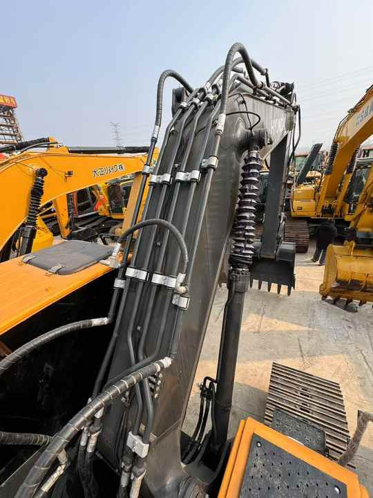 Used 22 Ton Korea Brand Hyundai 220LC-9S Used Excavator for Sale Hyundai 210 215 220 305 Excavators for Sale in China - Bagger: das Bild 4 Used 22 Ton Korea Brand Hyundai 220LC-9S Used Excavator for Sale Hyundai 210 215 220 305 Excavators for Sale in China - Bagger: das Bild 4