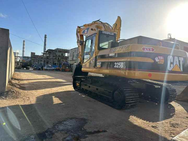Used Digger CAT 325BL Construction Machinery Construction Digger Used CAT 325BL Cheap Excavator – Leasing Used Digger CAT 325BL Construction Machinery Construction Digger Used CAT 325BL Cheap Excavator: das Bild 6 Used Digger CAT 325BL Construction Machinery Construction Digger Used CAT 325BL Cheap Excavator – Leasing Used Digger CAT 325BL Construction Machinery Construction Digger Used CAT 325BL Cheap Excavator: das Bild 6