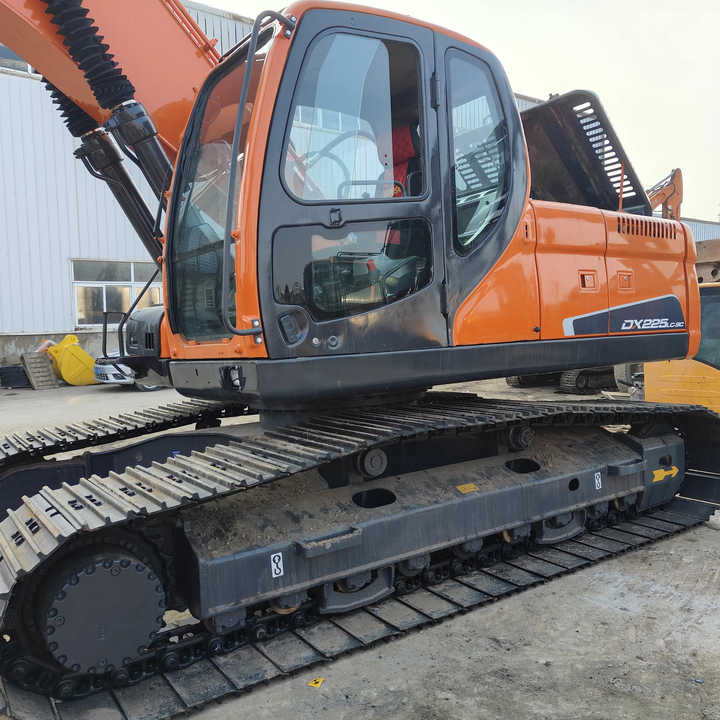 Used Excavator Doosan DX225LC-9 Excavators Mini Equipment Earth Moving Machinery Doosan Digger Excavator for Sale - Kettenbagger: das Bild 2 Used Excavator Doosan DX225LC-9 Excavators Mini Equipment Earth Moving Machinery Doosan Digger Excavator for Sale - Kettenbagger: das Bild 2