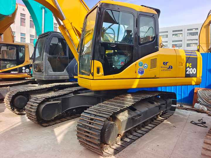 Used Good Quality Japan Original PC200-7 in Good Condition PC200-7 Komatsu - Kettenbagger: das Bild 2 Used Good Quality Japan Original PC200-7 in Good Condition PC200-7 Komatsu - Kettenbagger: das Bild 2